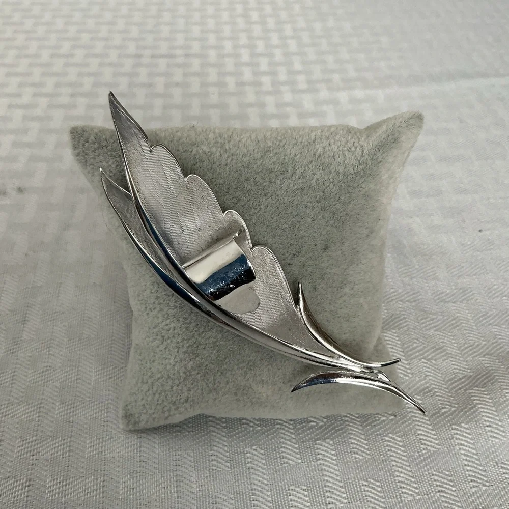 Coro Vintage Pegasus Silver Tone Brooch